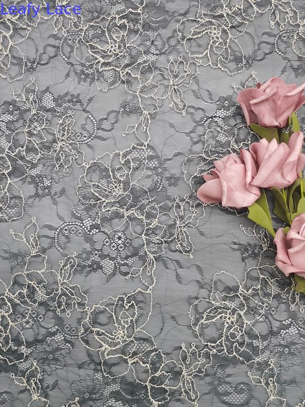 Embroidered Leafy 3D Floral Lace Fabric OEKO TEX Standard 100 For Dressmaking