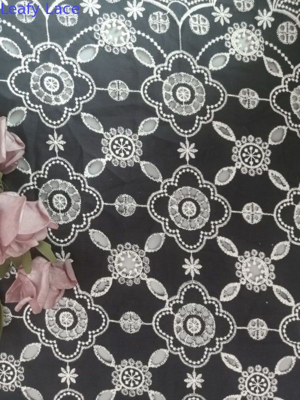 Tribal Embroidered Eyelet Fabric Contrast Color Lace For Lady Garment