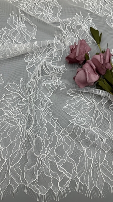 Lightweight 100% Nylon French Chantilly Thread Lace With Floral Design For Women's Dress